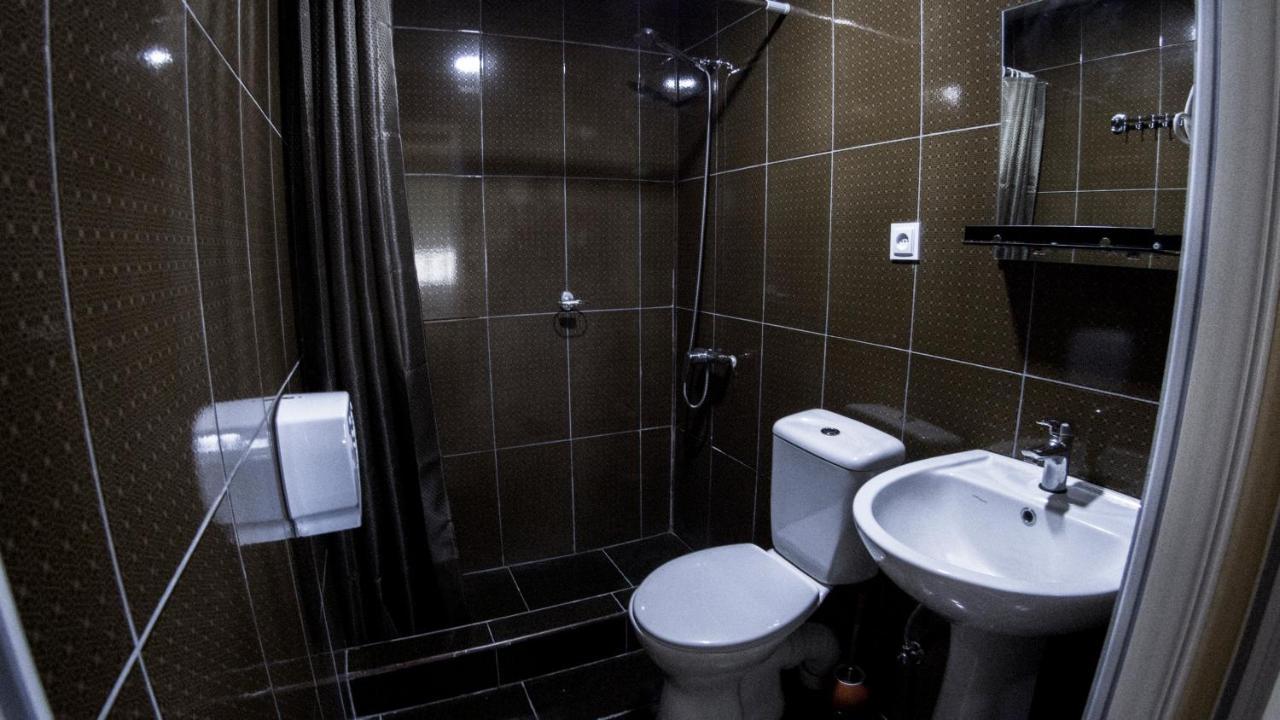 Hotel Eco House In באקוריאני מראה חיצוני תמונה